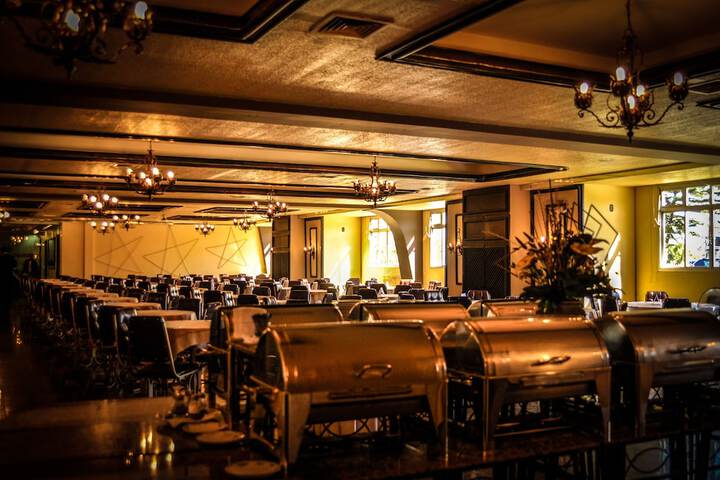 Dining Photos