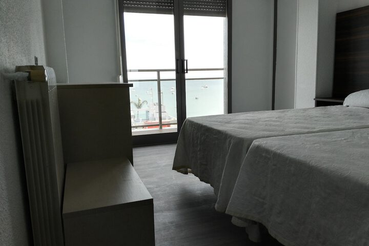 Room 17 of 59