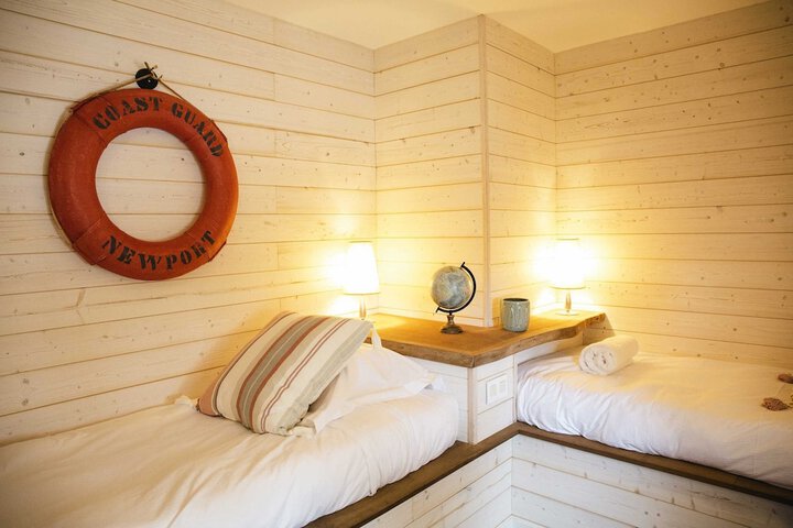 Room 3 of 127