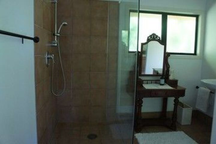 Room 3 of 12