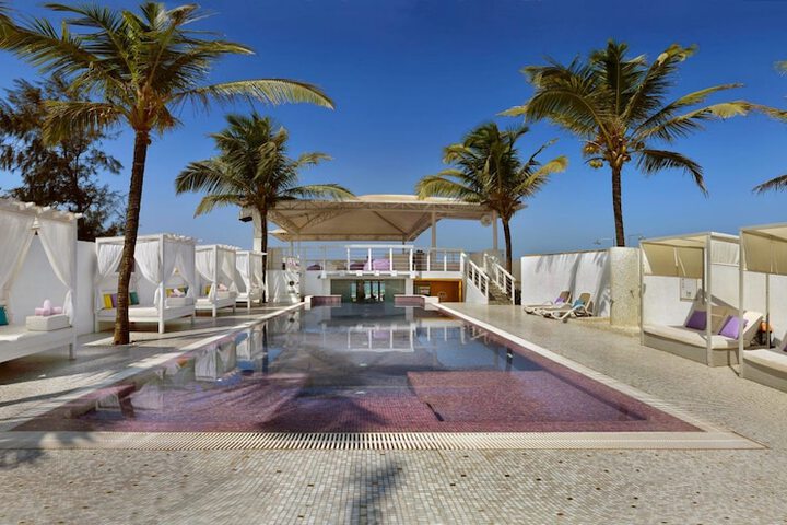 Pool Hotel