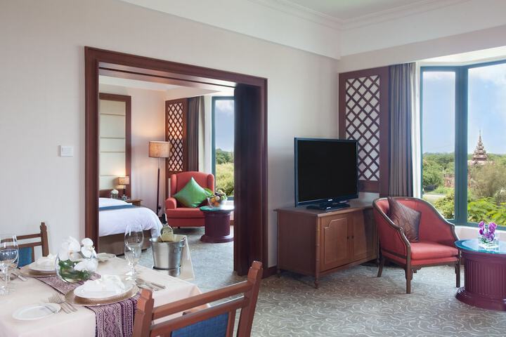 Room 3 of 46