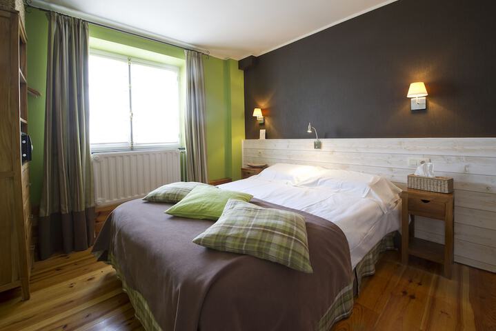 Room 3 of 31