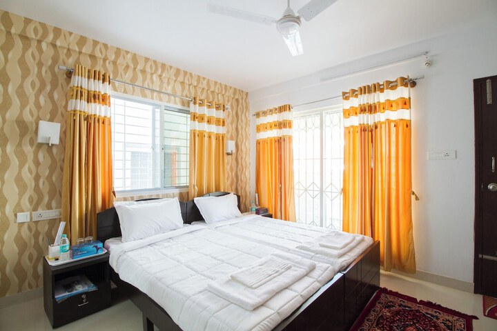 Room 4 of 10