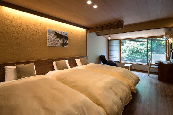 Room 14 of 129