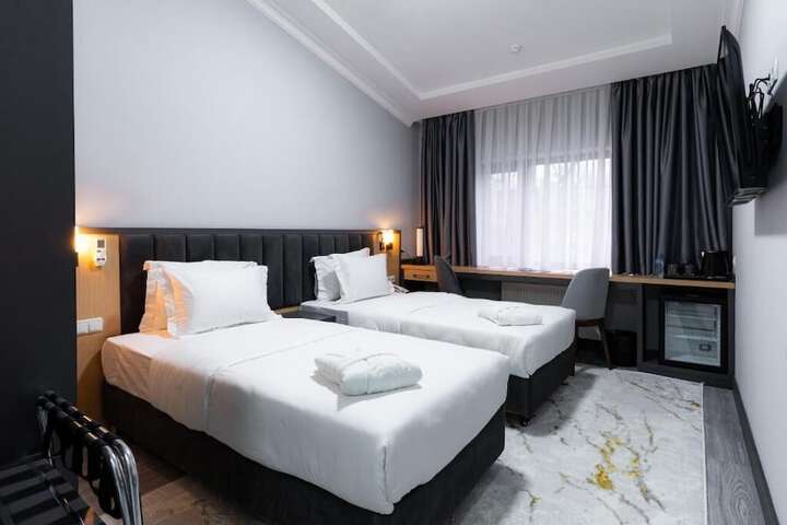 Room 20 of 48