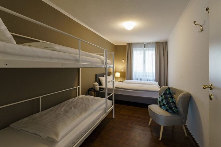 Room 15 of 35