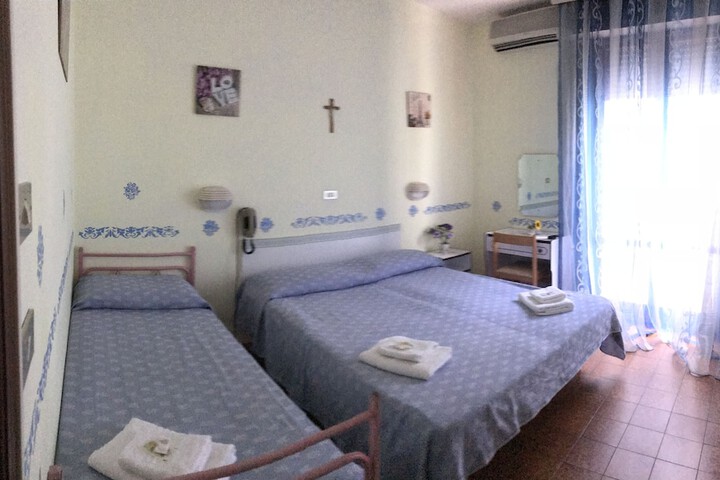 Room 23 of 24