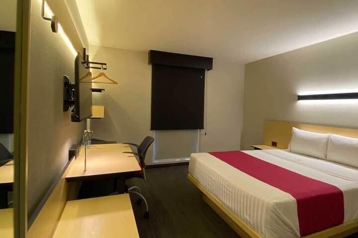 Exterior of Hotel MX mas cuautitlan Izcalli Trademark by Wyndham