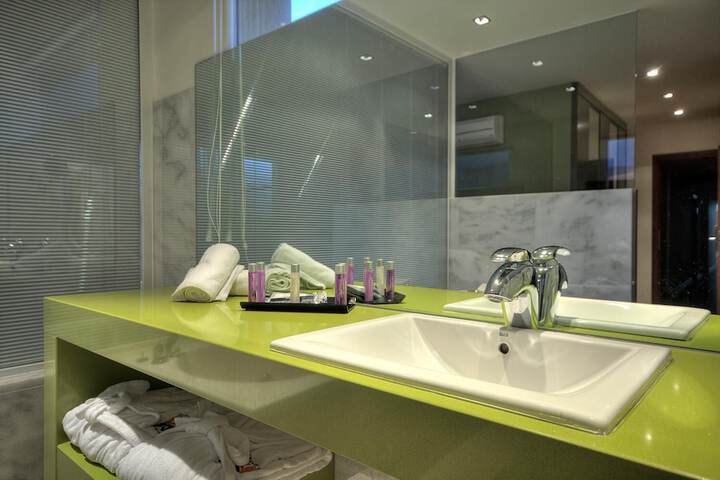Bath Photo