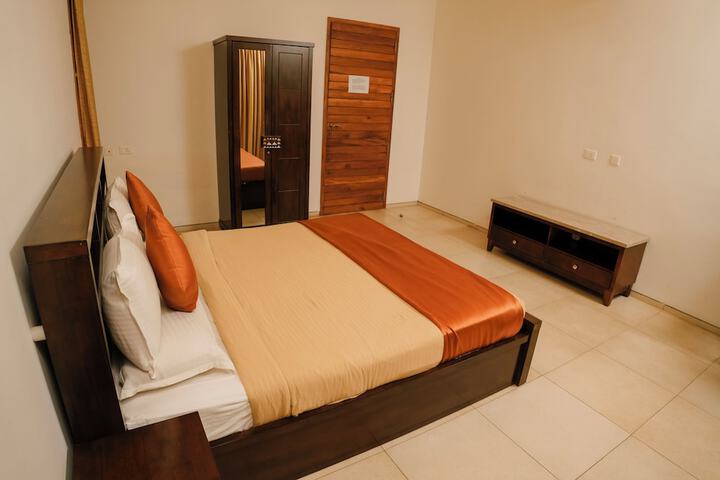 Room 46 of 147