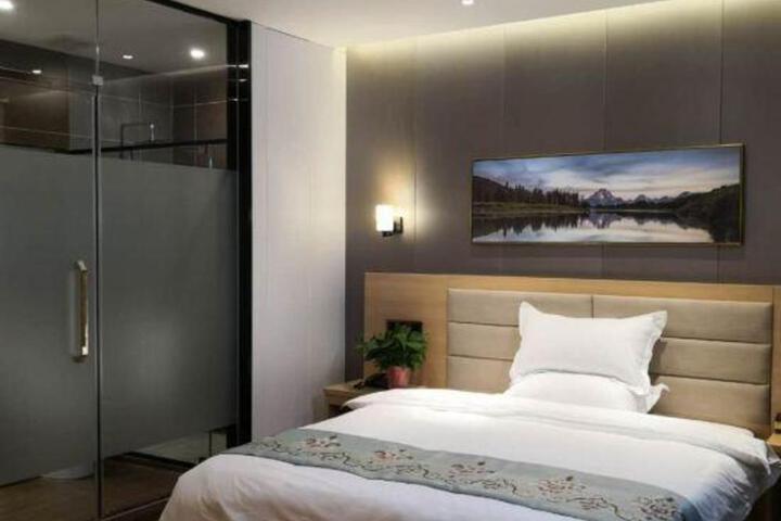 Chenghai Hotel