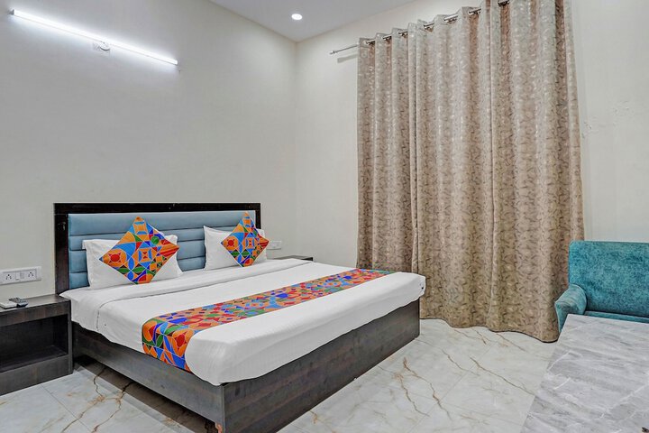 Room 20 of 26