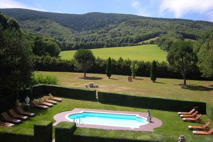 Pool 15 of 34