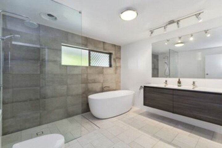 Room 2 of 18