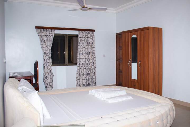 Room 10 of 60