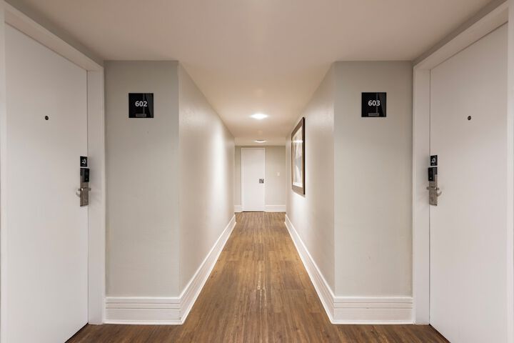 Room 17 of 45