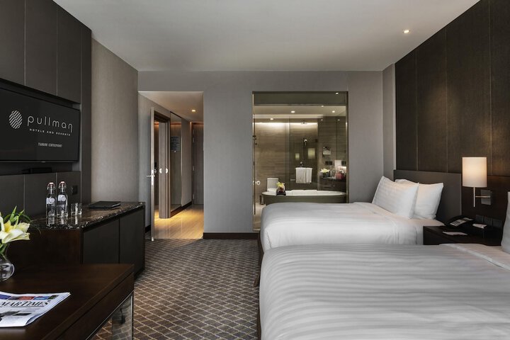 Room 26 of 113