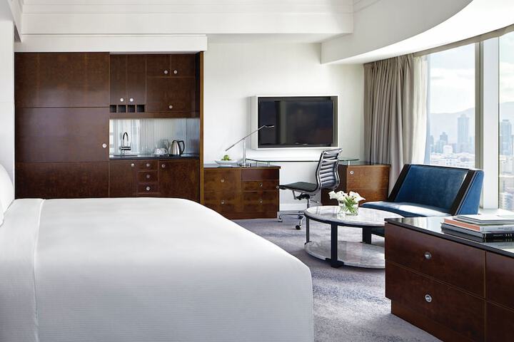 Room 44 of 135