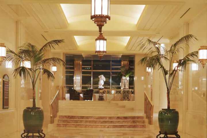 Guest Lobby
