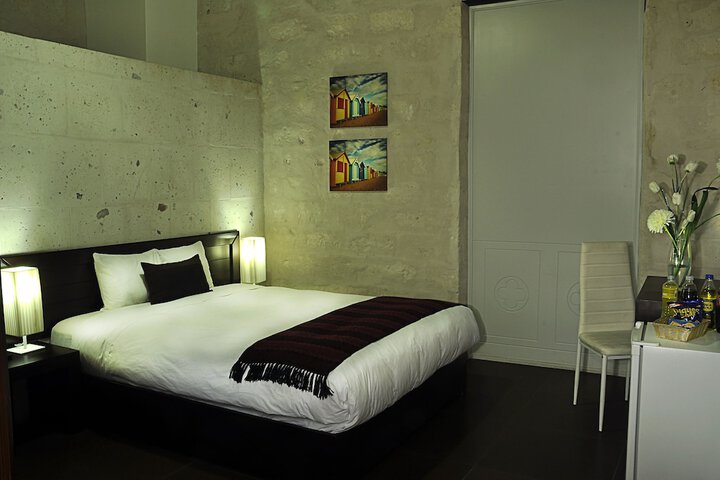Room 6 of 43
