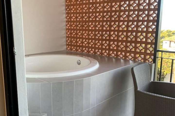 Room 7 of 22