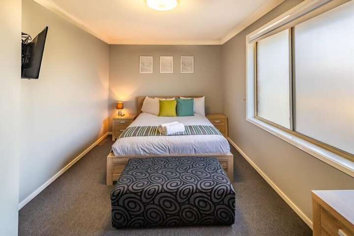 Room 44 of 175