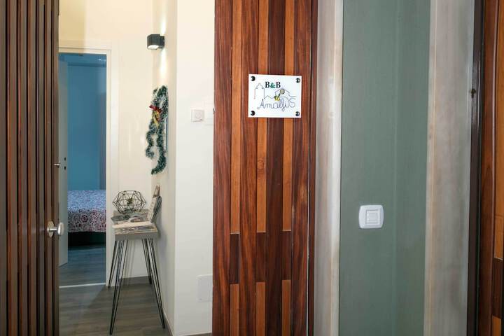 B & B Amalfis Luxury Rooms