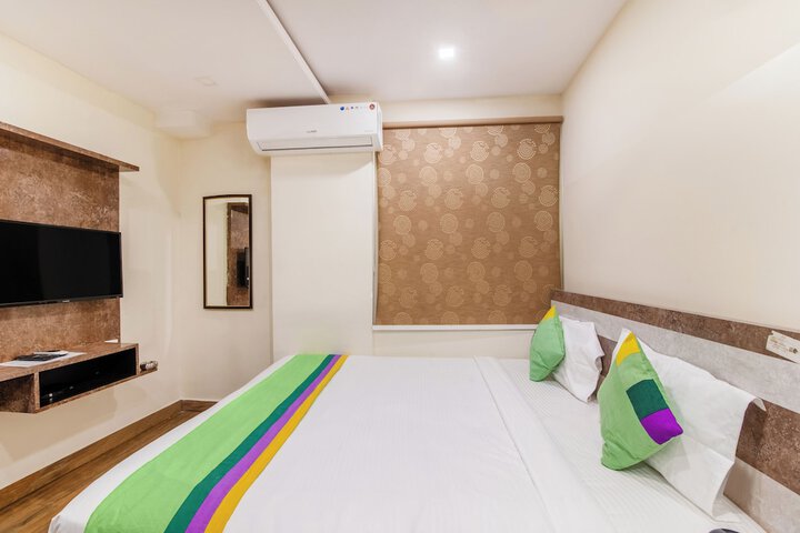 Room 7 of 39