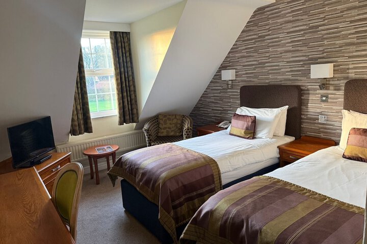 Room 9 of 51