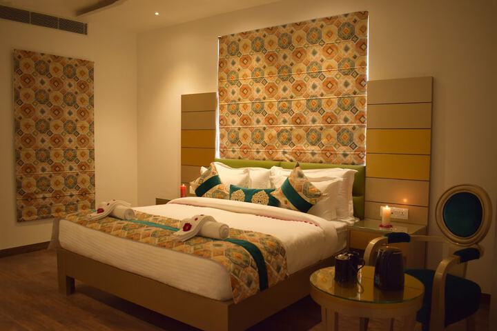 Room 7 of 43