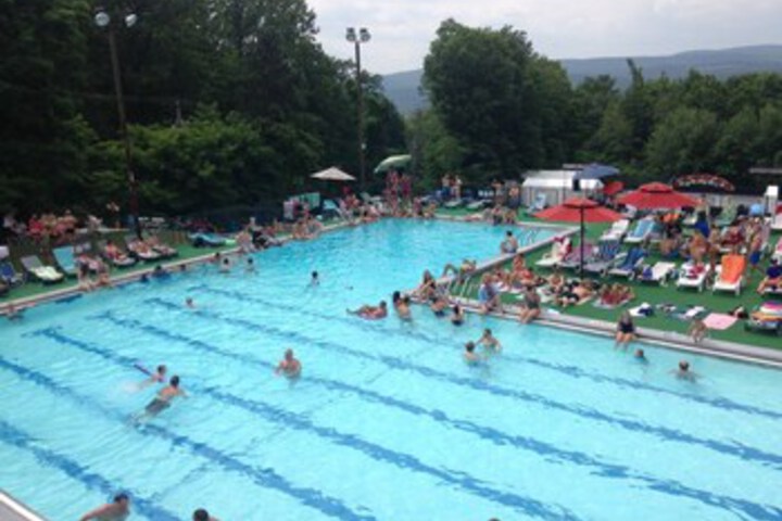Pool 6 of 9