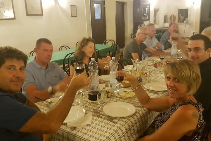 Dining 67 of 86