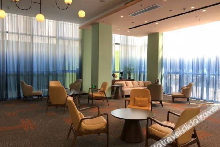 Hotel Interior 10 of 15