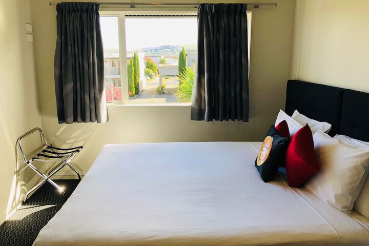Room 11 of 56