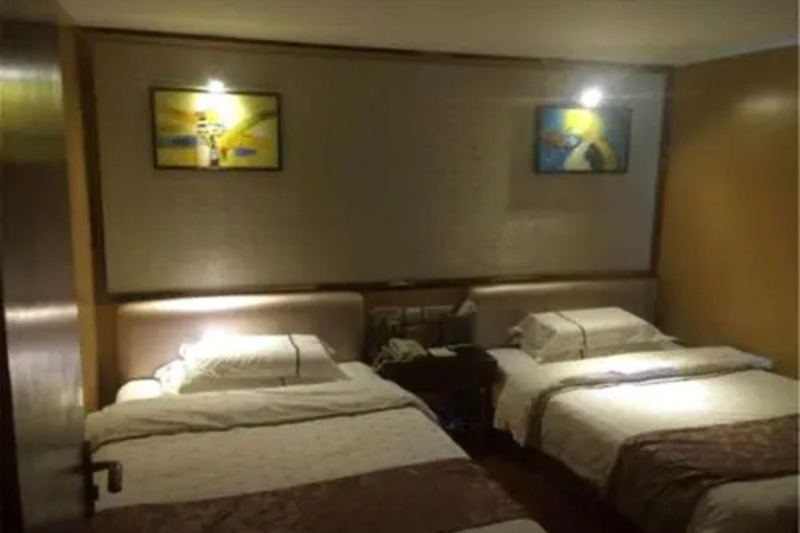 Phoenix Hotel