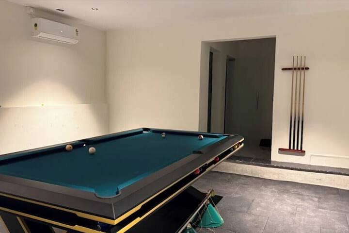Room 37 of 56