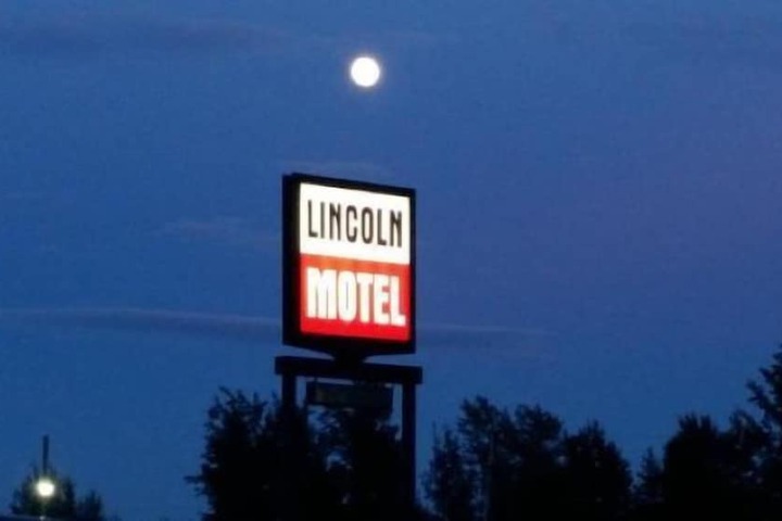 Lincoln Motel