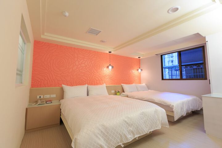 Room 7 of 60