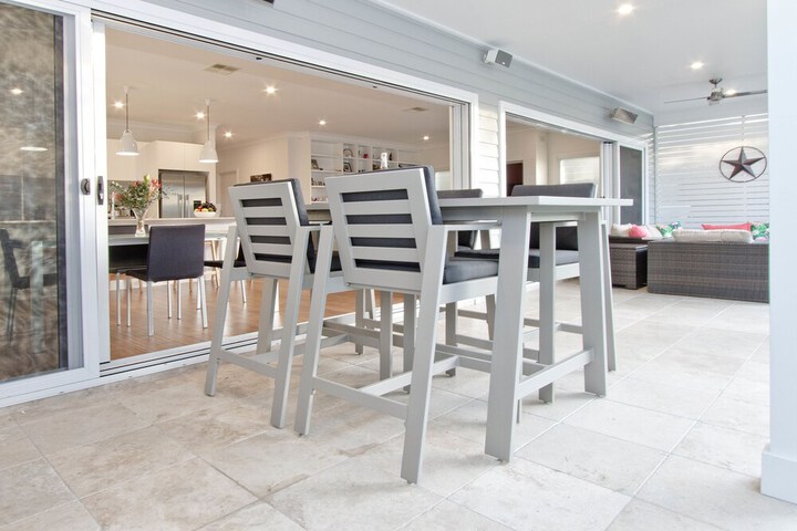 Sydney Northern Beaches With Pool
