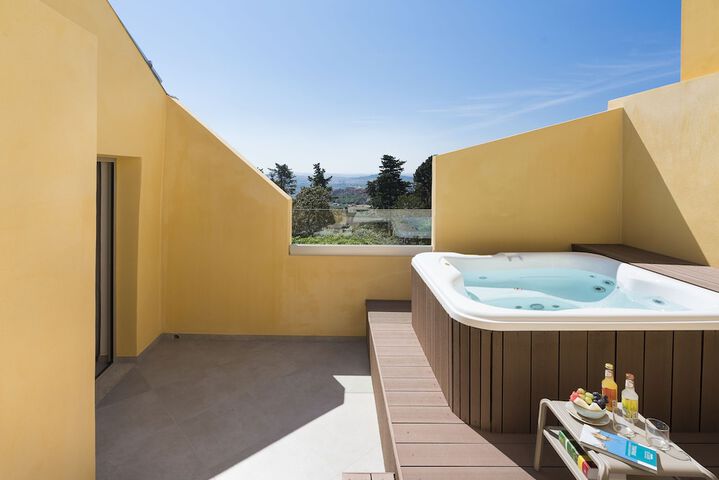 Terrace/Patio 16 of 35
