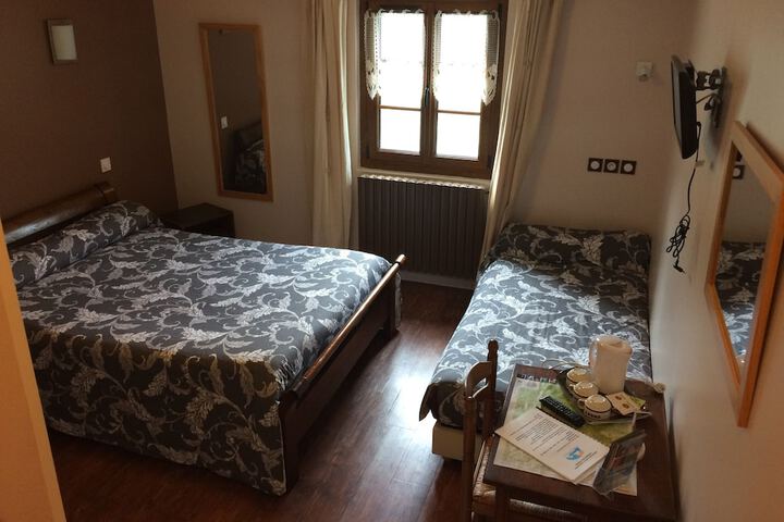 Room 6 of 29