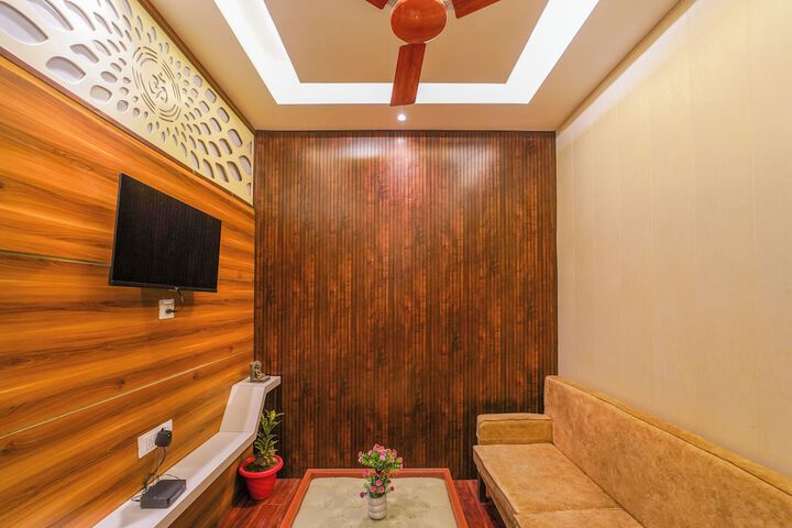Room 14 of 49