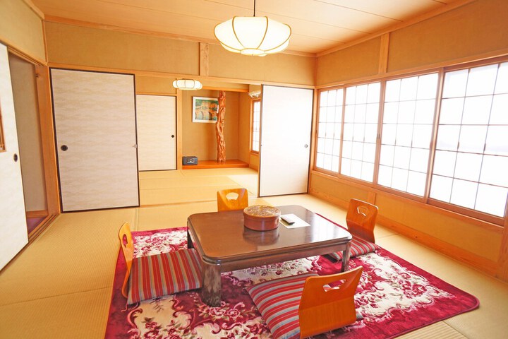 Room 14 of 42