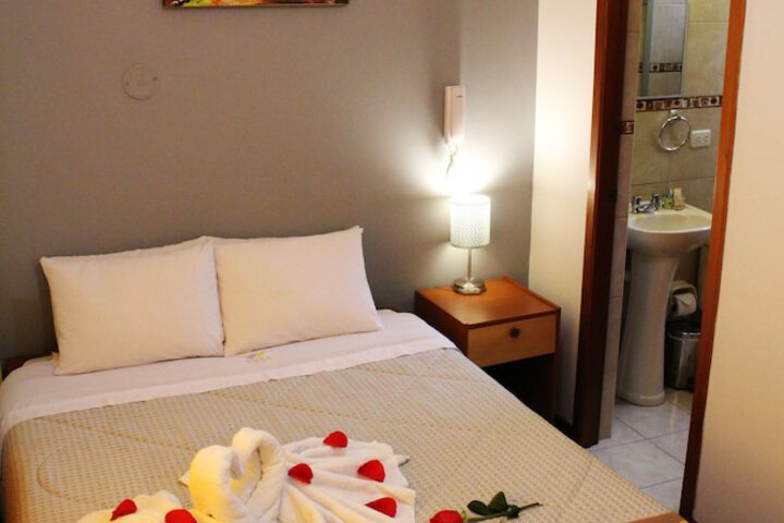Room 12 of 28