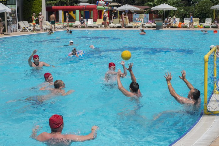 Pool 15 of 31