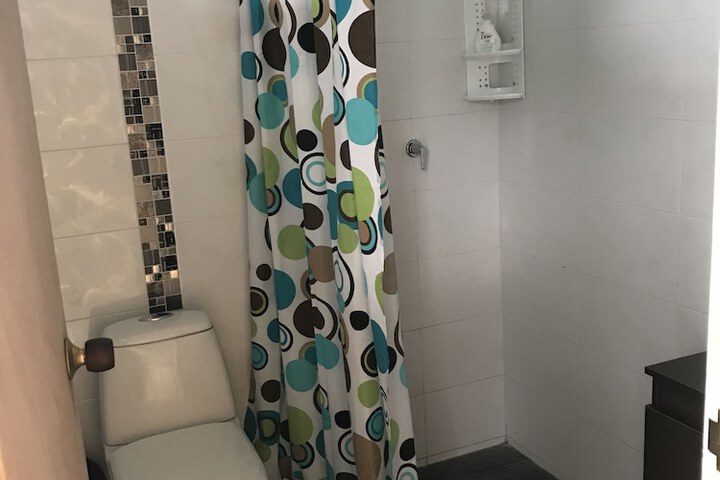 Room 11 of 24