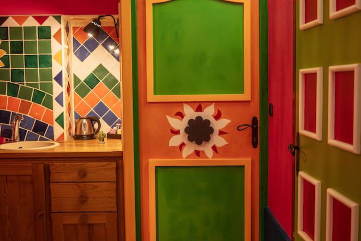 Room 74 of 160