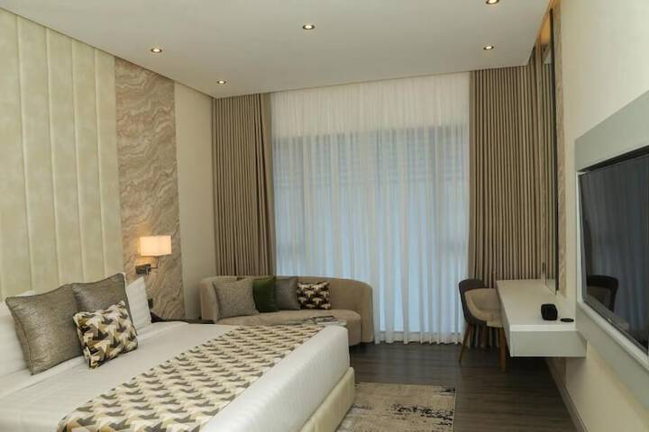 Room 6 of 29