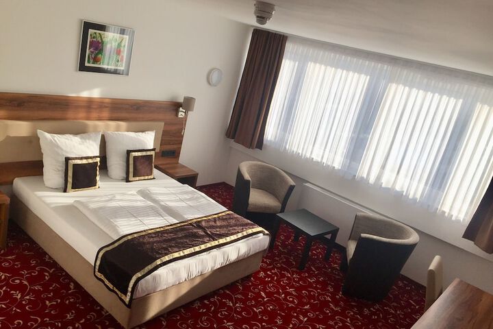 Room 17 of 78